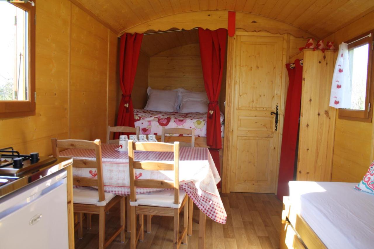 Roulotte Poulette Hotel Mortagne-au-Perche Bagian luar foto